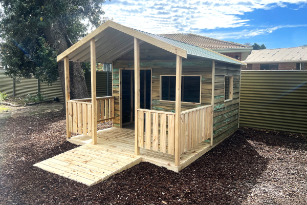Australian Cubby in Natural Pine